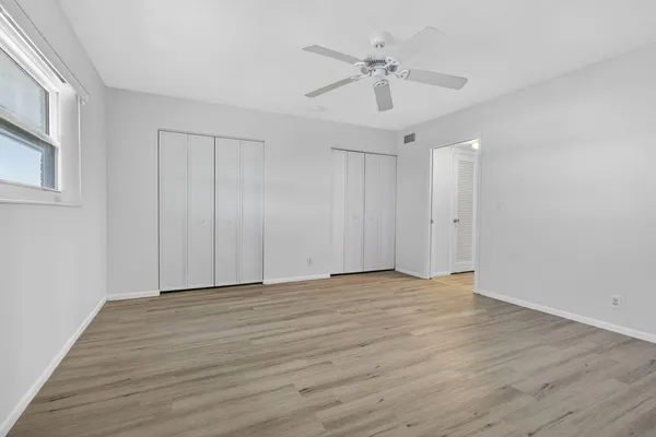 $2,100 | 100 Shore Court, Unit 307, North Palm Beach, FL 33408