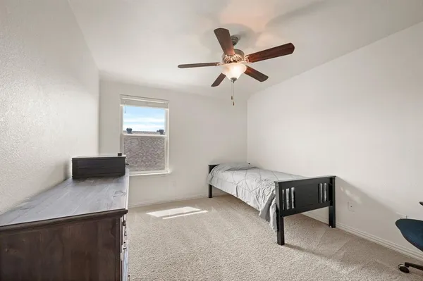 $369,999 | 837 Graham Drive, Burleson, TX 76028