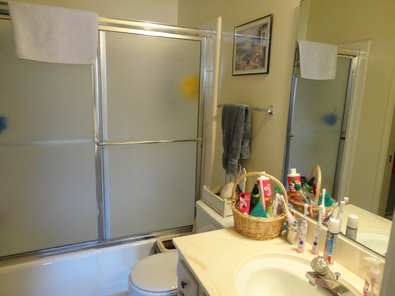 5060 Birchwood Road Santa Barbara, CA 93111 - Photo 8 of 8 Full bath