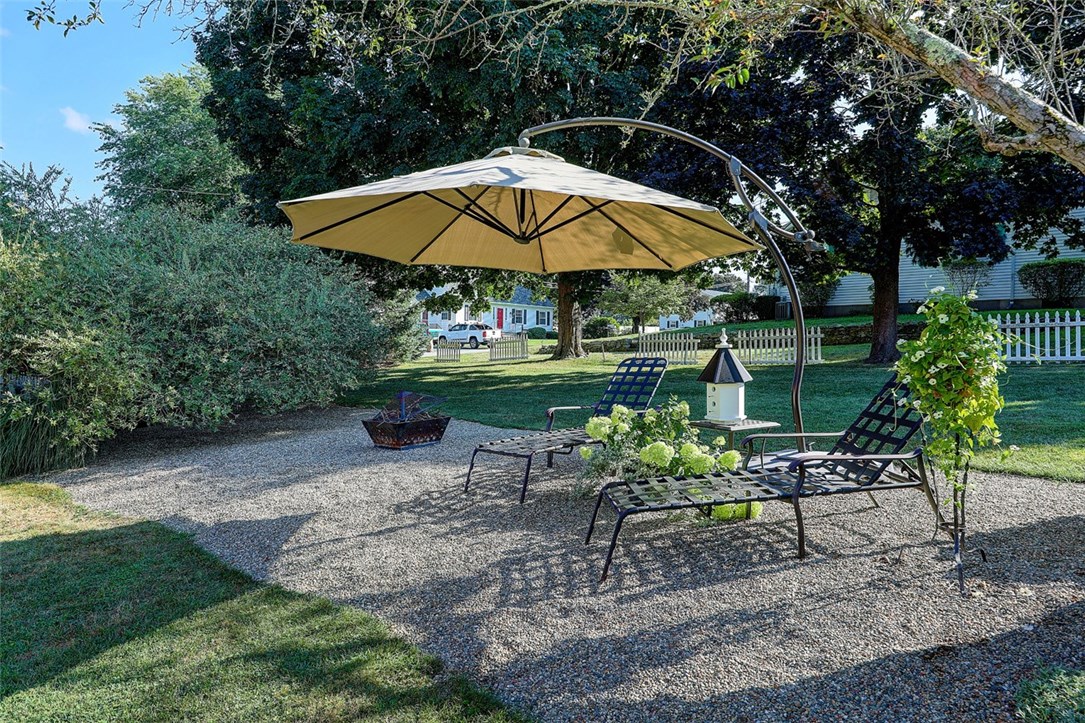 2894 Mendon Road Cumberland, RI 02864 - Photo 14 of 39