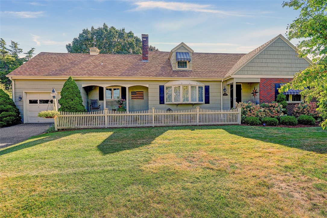 2894 Mendon Road Cumberland, RI 02864 - Photo 2 of 39