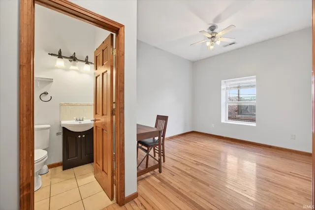 $1,500 | 110 West 6th Street, Unit 4, Bloomington, IN 47404