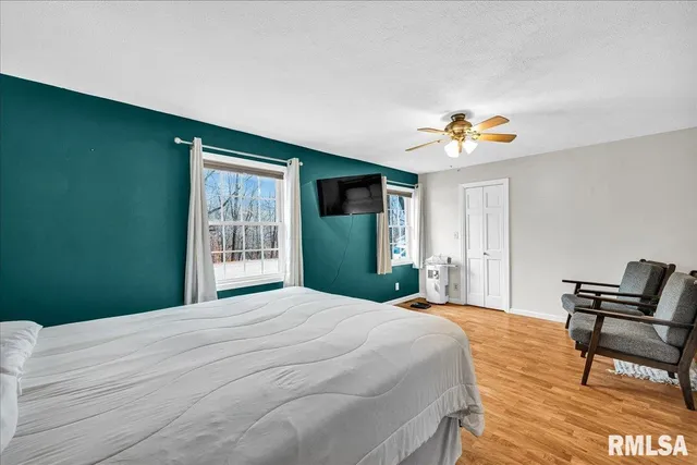 $249,900 | 104 Hawthorne Court, Dahinda, IL 61428