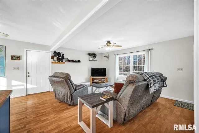 $249,900 | 104 Hawthorne Court, Dahinda, IL 61428