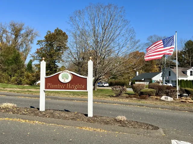 a sign that is on the side of the road