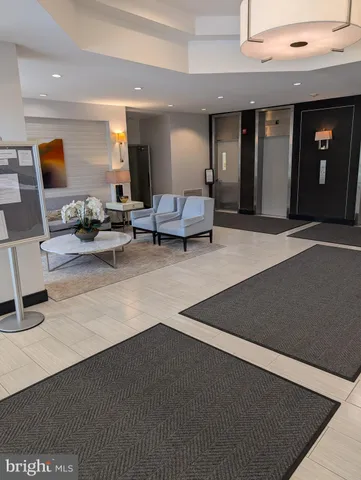 $189,900 | 1225 Martha Custis Drive, Unit 704, Alexandria, VA 22302