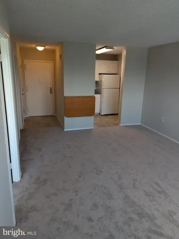 $189,900 | 1225 Martha Custis Drive, Unit 704, Alexandria, VA 22302