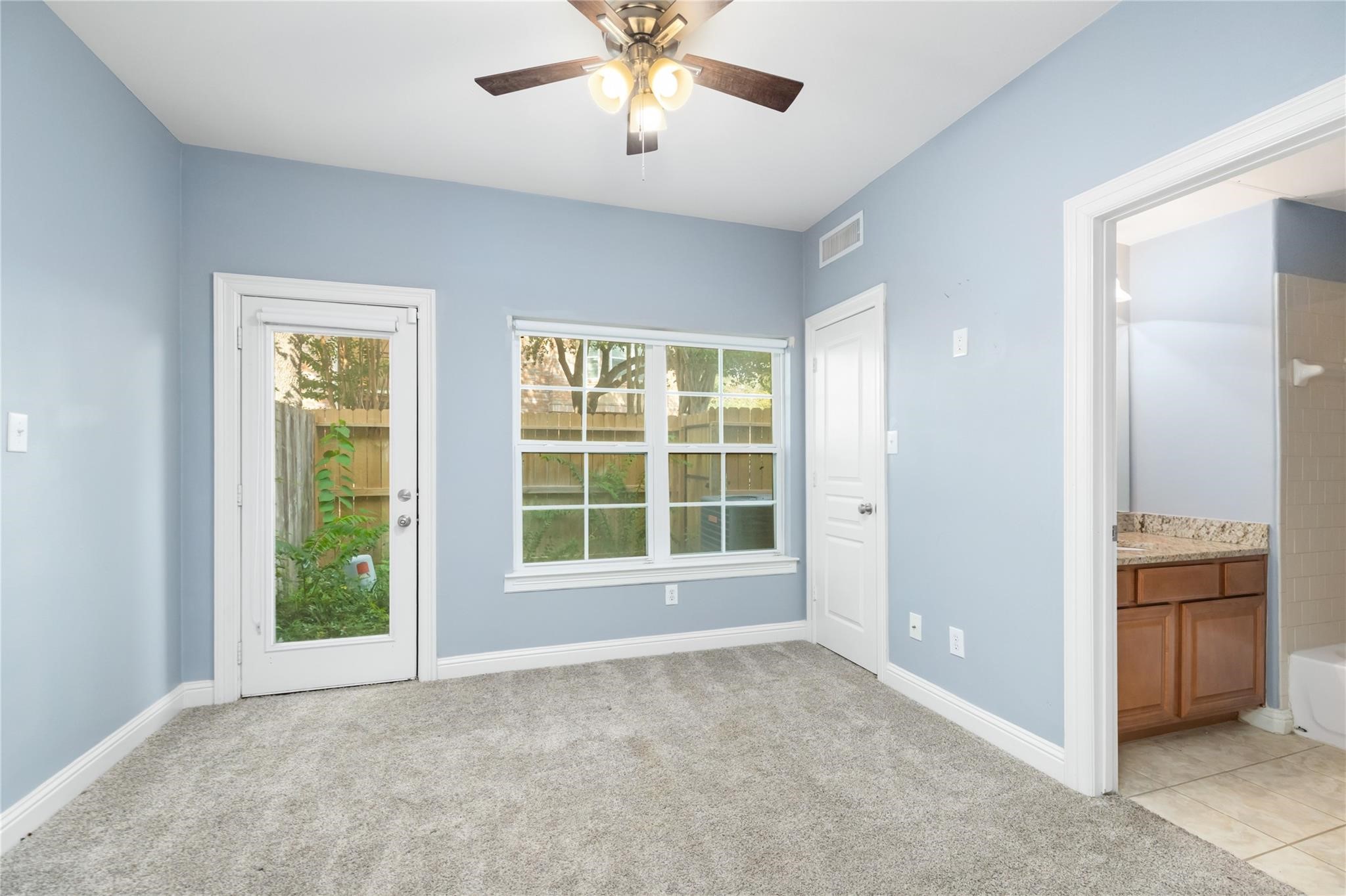 53 Versante Court Houston, TX 77070 - Photo 22 of 30 a view of an empty room with a window