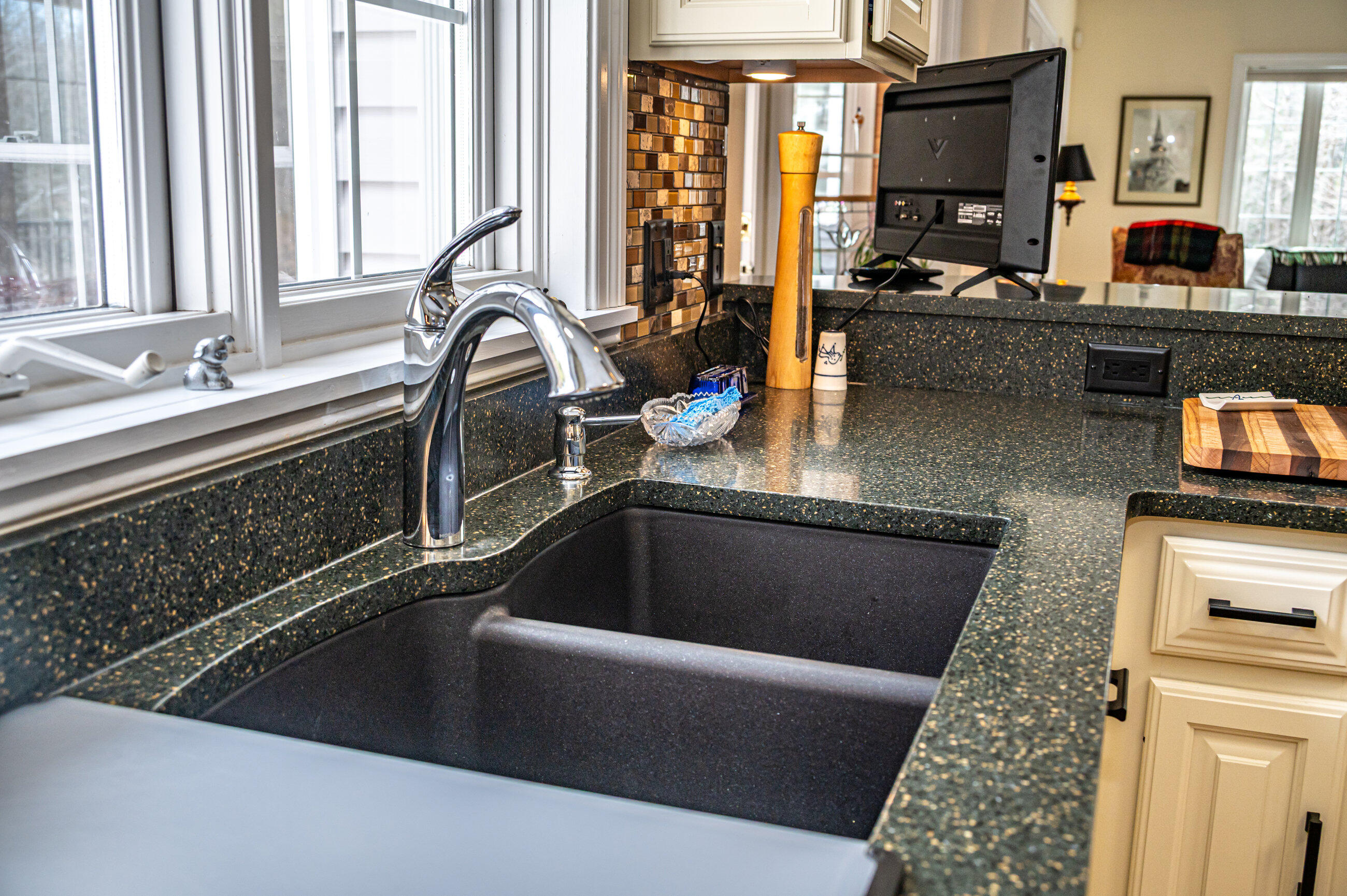 71 Fogg Road Buxton, ME 04093 - Photo 11 of 109 1st Floor-3604
