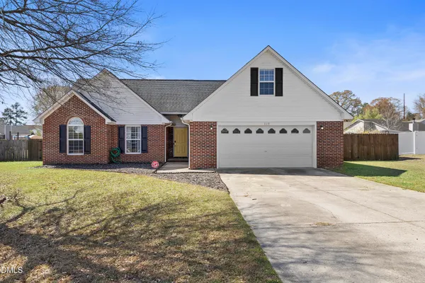 $265,000 | 117 Robin Place, Fayetteville, NC 28306