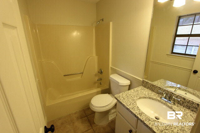 11 Azalea Court Fairhope, AL 36532 - Photo 15 of 17 Master Bathroom