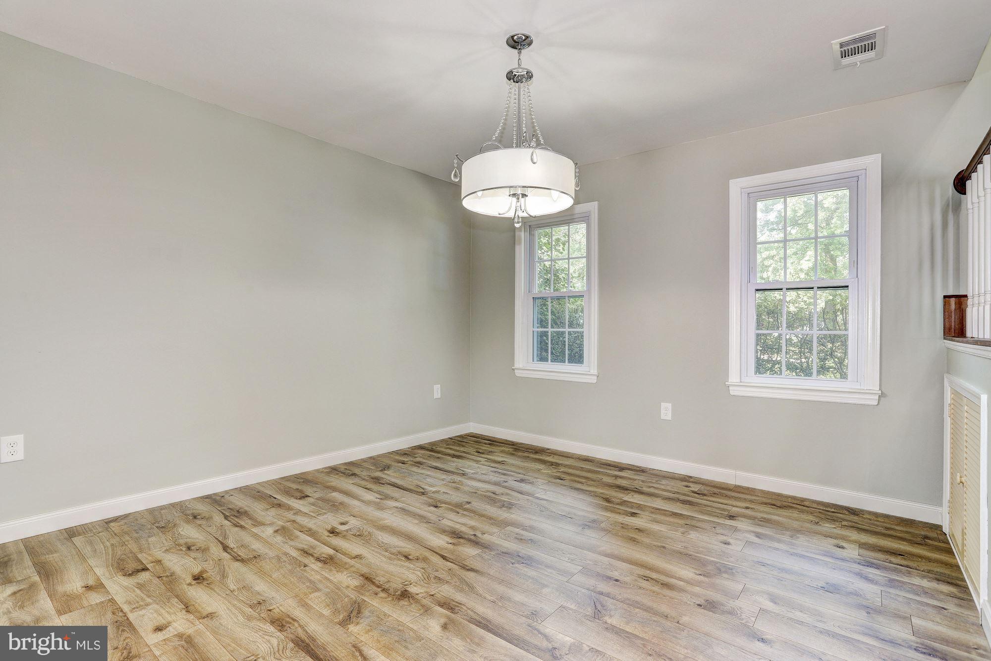 5821 Humblebee Road Columbia, MD 21045 - Photo 11 of 30 Dining Room