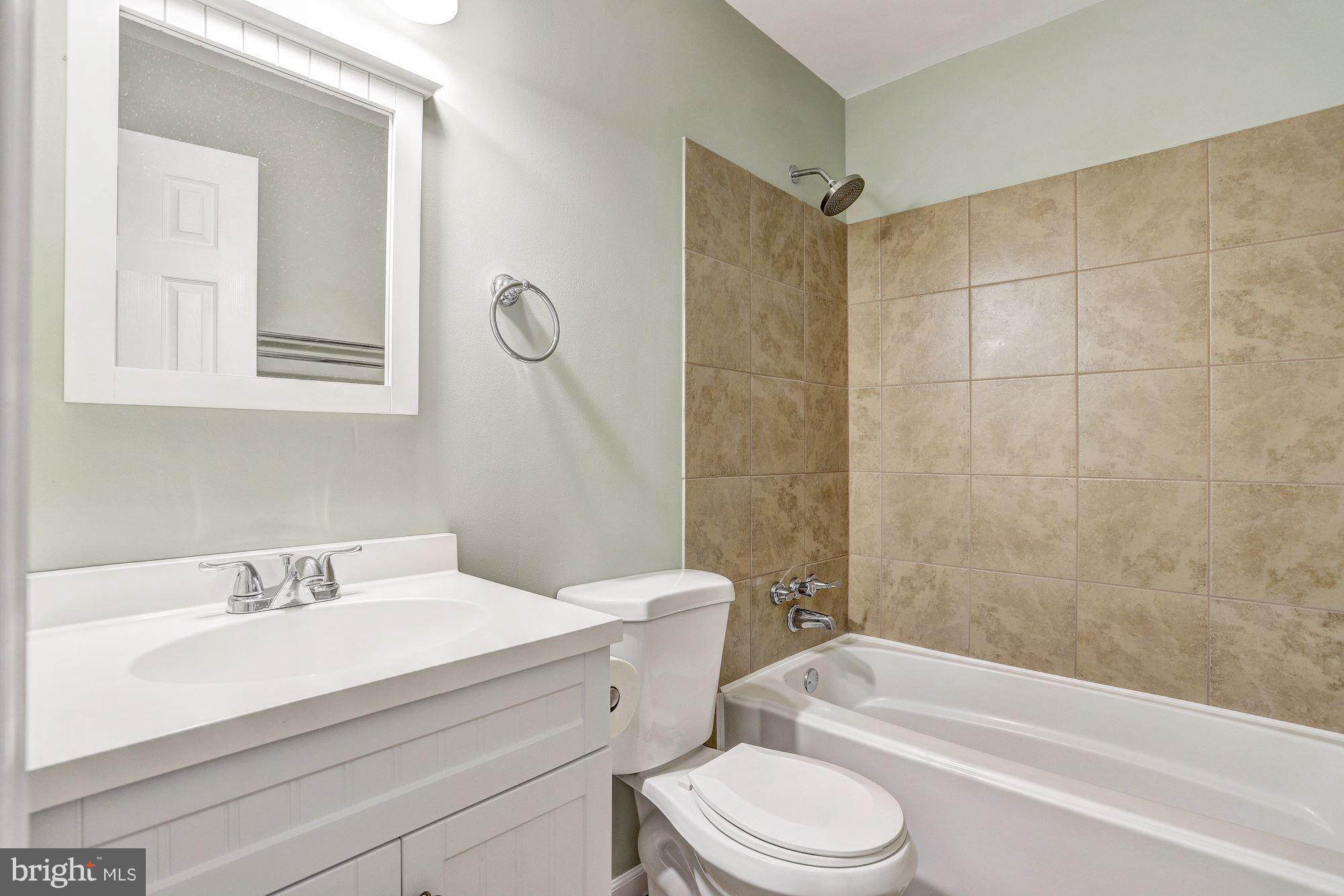 5821 Humblebee Road Columbia, MD 21045 - Photo 25 of 30 Bath