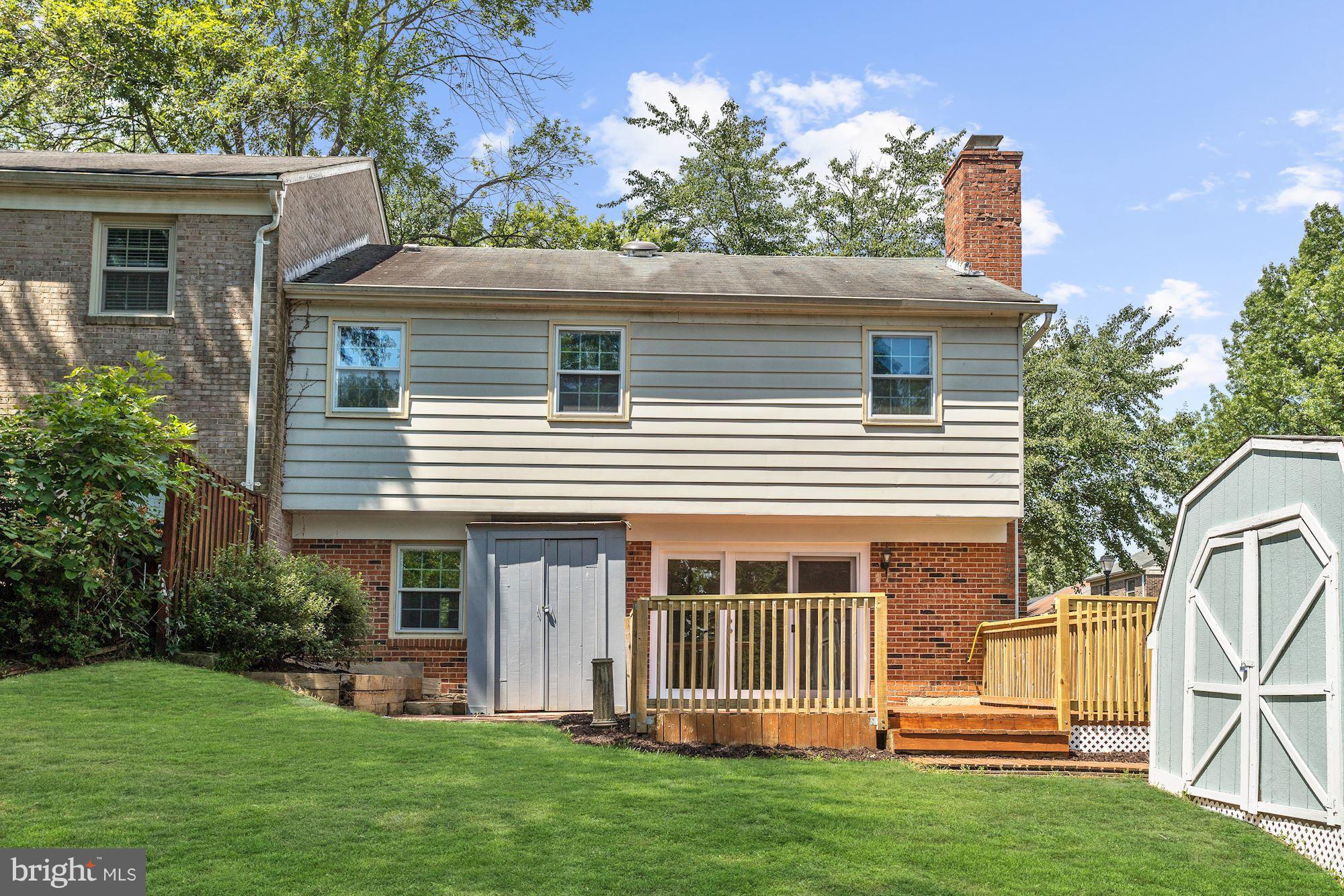5821 Humblebee Road Columbia, MD 21045 - Photo 30 of 30 Exterior (Rear)