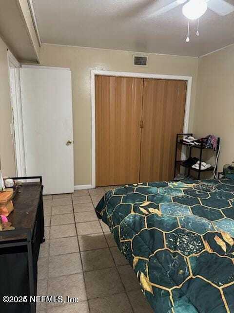 6916 Old Kings Road South Jacksonville, FL 32217 - Photo 7 of 9 a room with gym equipment