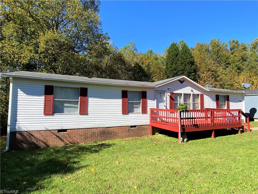 275 Reginald Road Mayodan, NC 27027 - Photo 27 of 43 Front view