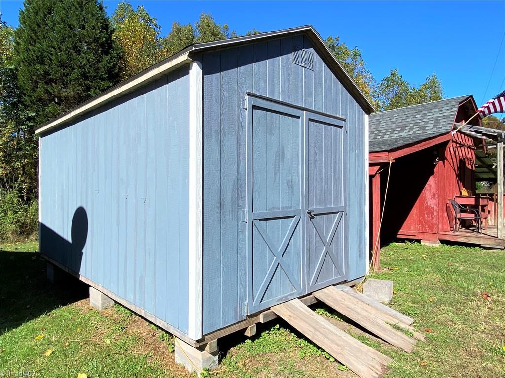 275 Reginald Road Mayodan, NC 27027 - Photo 39 of 43 2nd storage building
