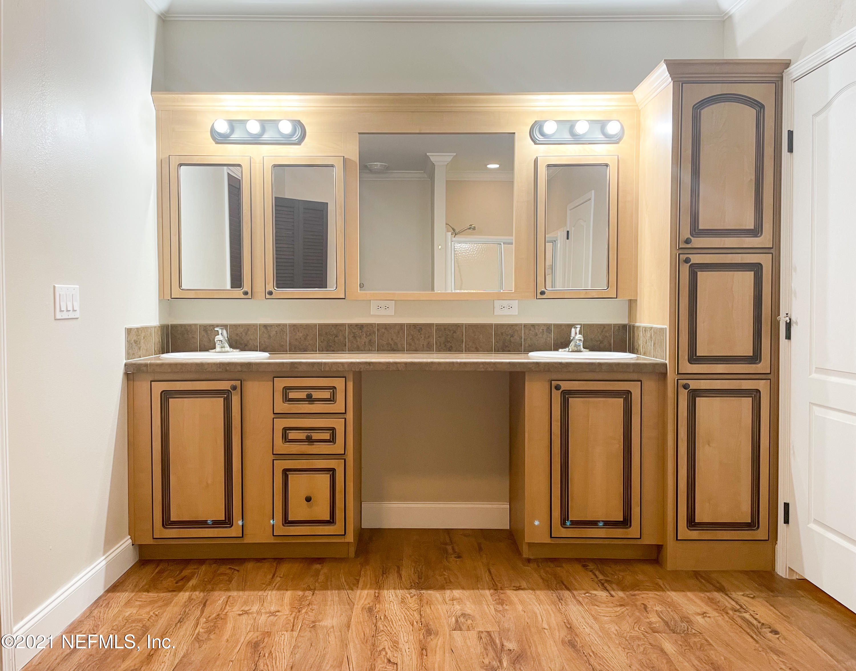 75041 Newell Road Yulee, FL 32097 - Photo 14 of 26 Master Bathroom with Vanity