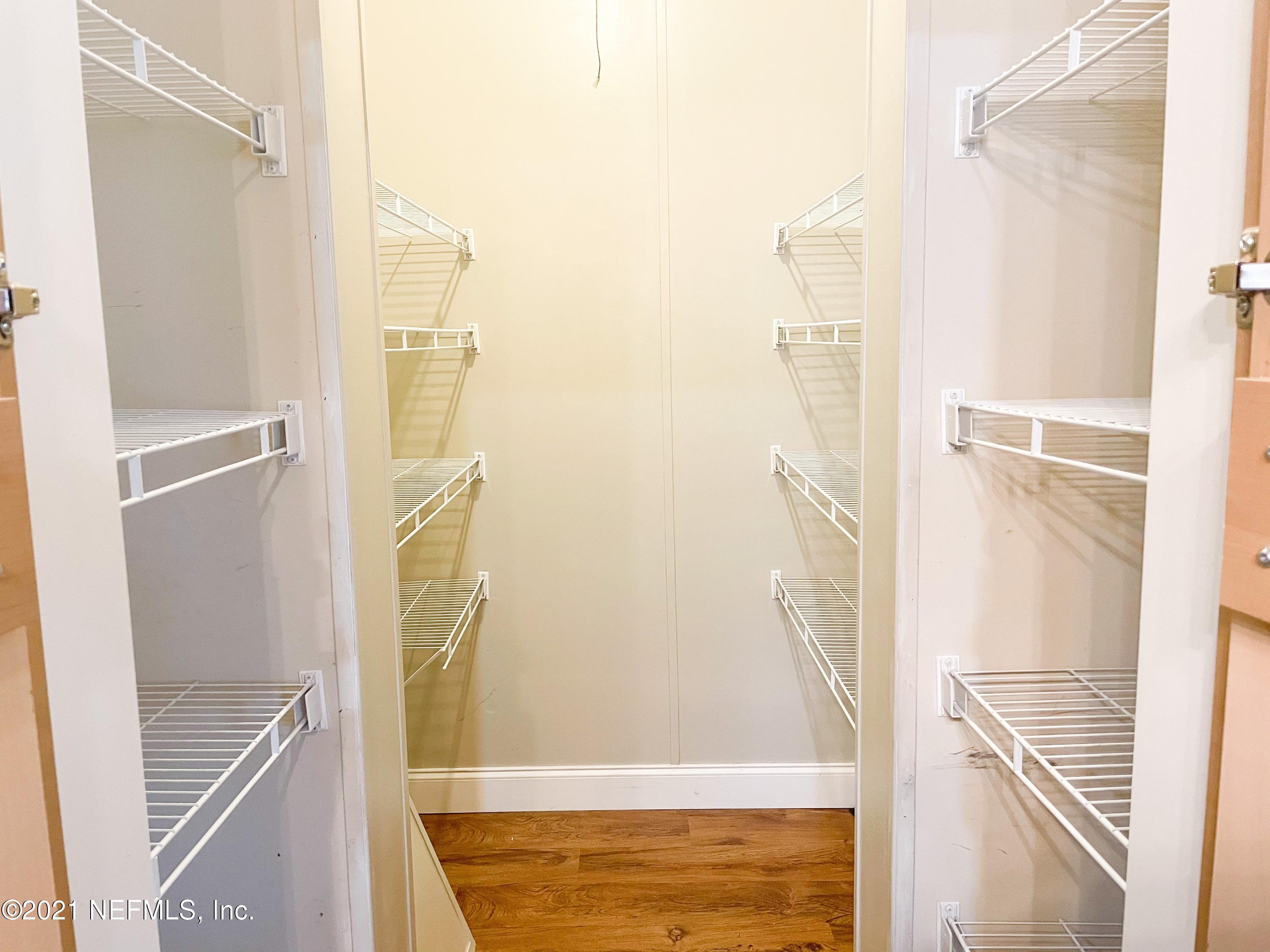 75041 Newell Road Yulee, FL 32097 - Photo 8 of 26 Walk In Pantry