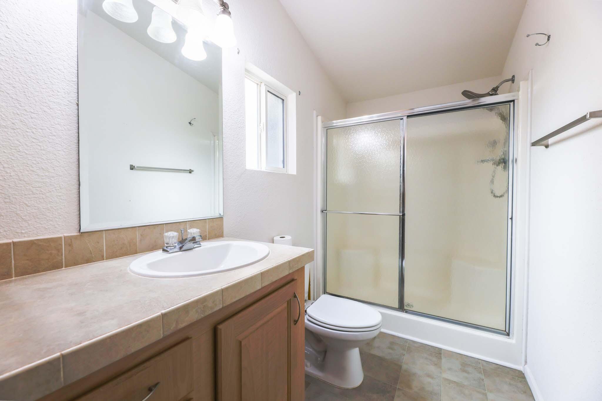 14784 Ravine Road Redding, CA 96003 - Photo 7 of 17 FE5A3673-HDR