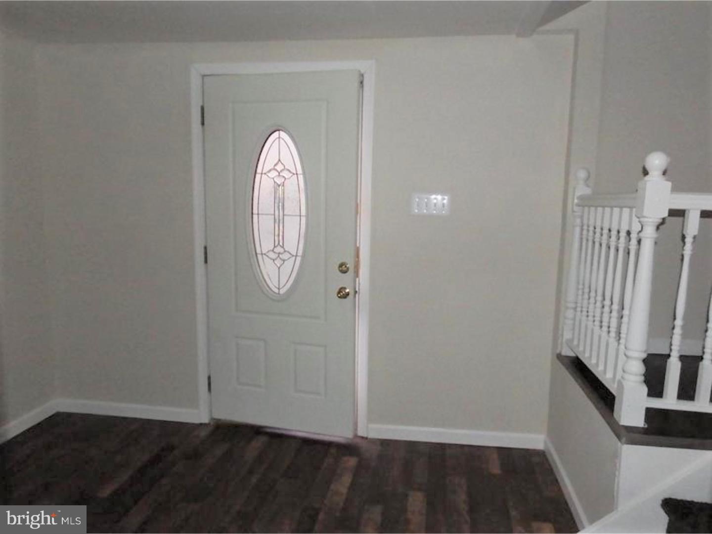 9736 Chapel Road Philadelphia, PA 19115 - Photo 2 of 17