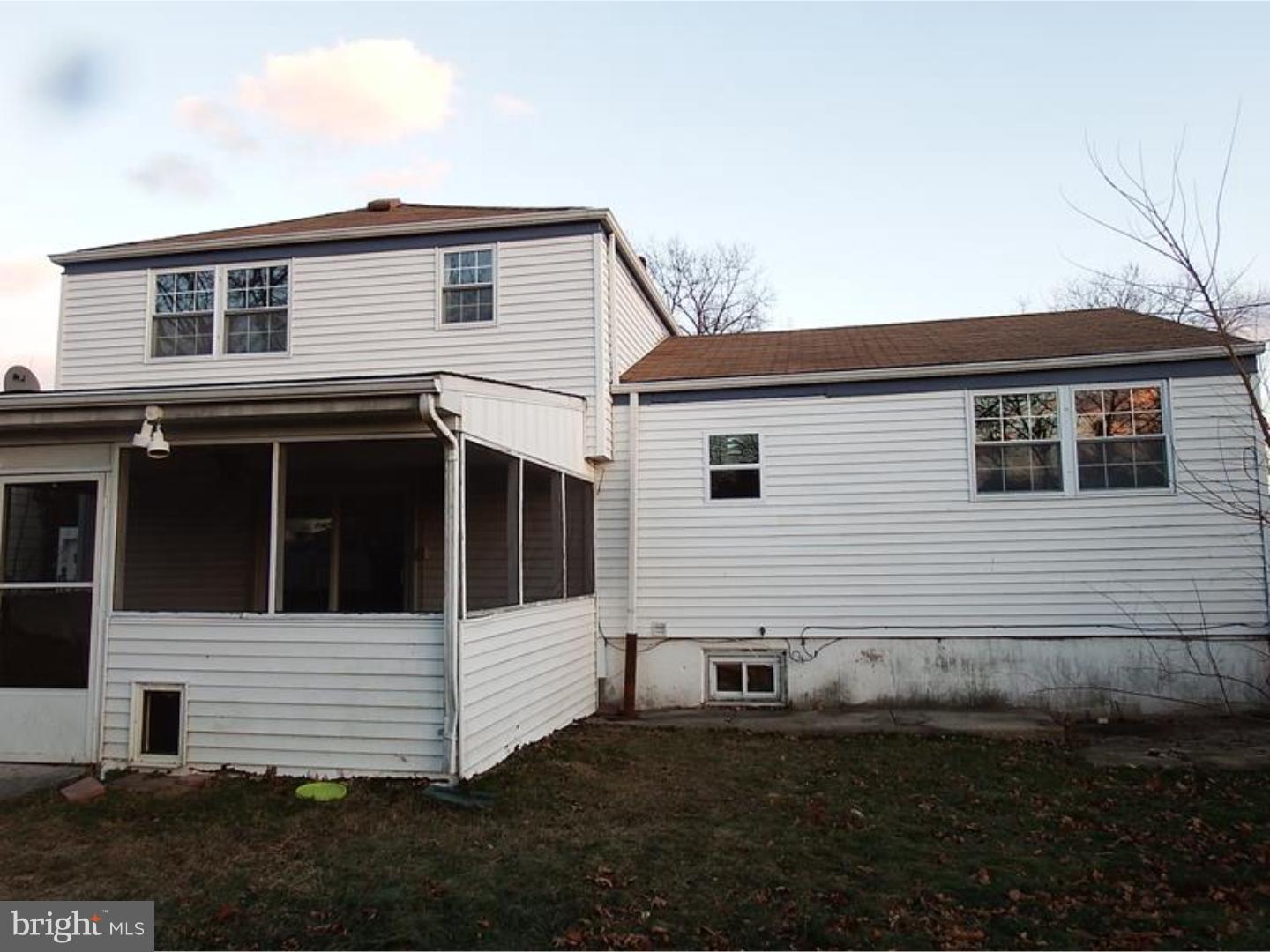 9736 Chapel Road Philadelphia, PA 19115 - Photo 16 of 17