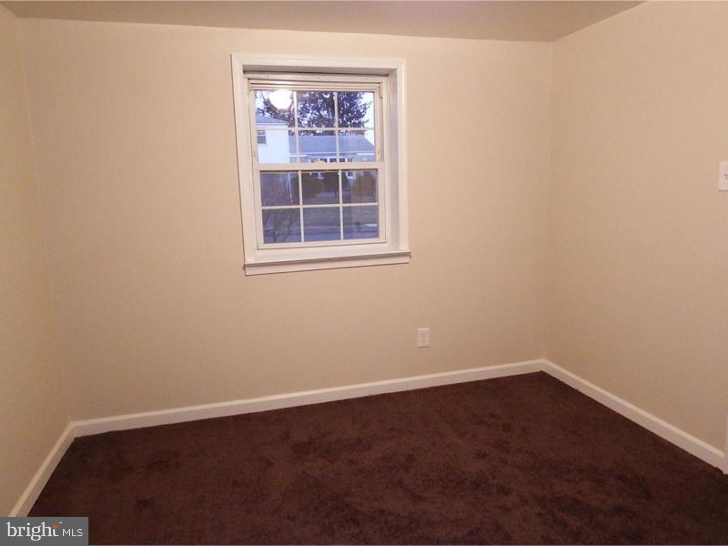 9736 Chapel Road Philadelphia, PA 19115 - Photo 8 of 17