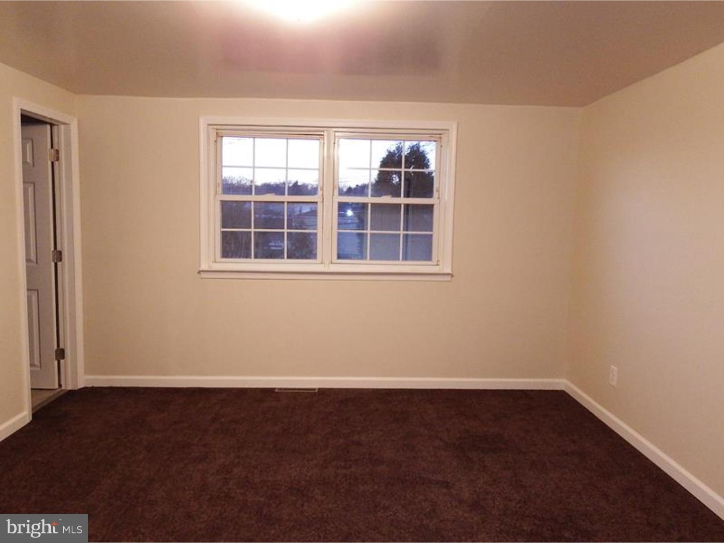 9736 Chapel Road Philadelphia, PA 19115 - Photo 9 of 17