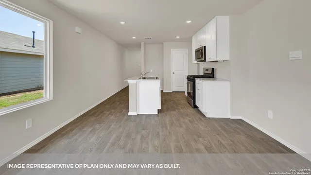 $258,990 | 468 Low Pasture Trail, Maxwell, TX 78656