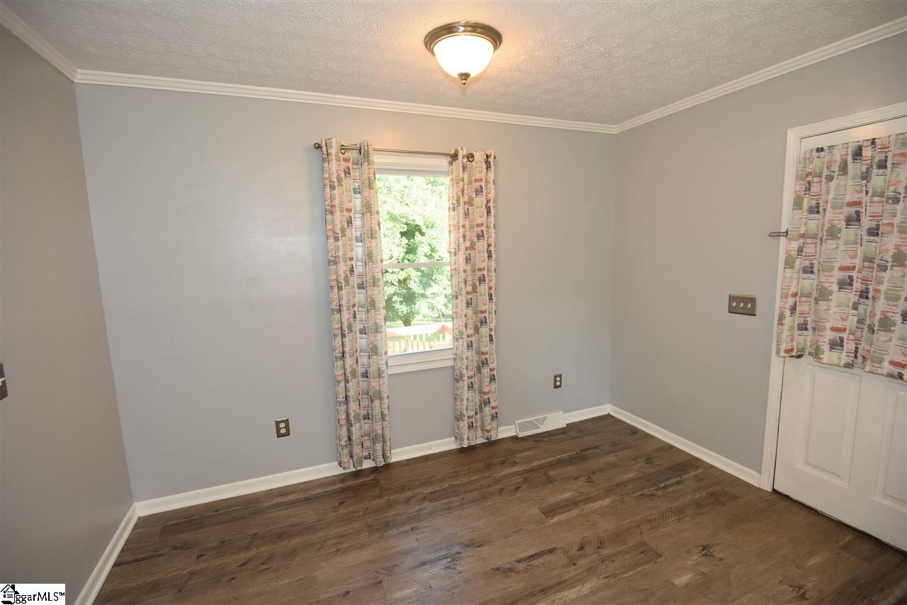233 Motor Boat Club Road Greenville, SC 29611 - Photo 14 of 31 Gallery Image 14