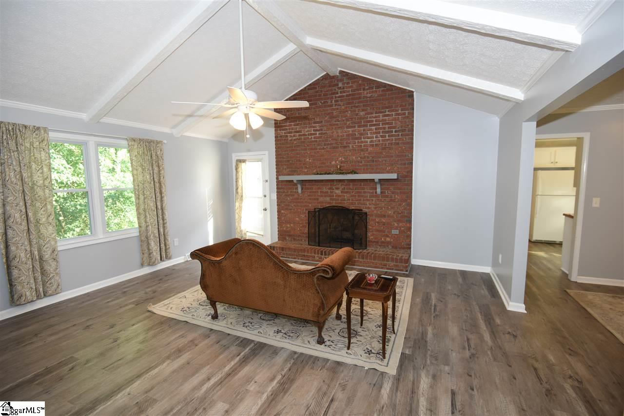 233 Motor Boat Club Road Greenville, SC 29611 - Photo 17 of 31 Gallery Image 17