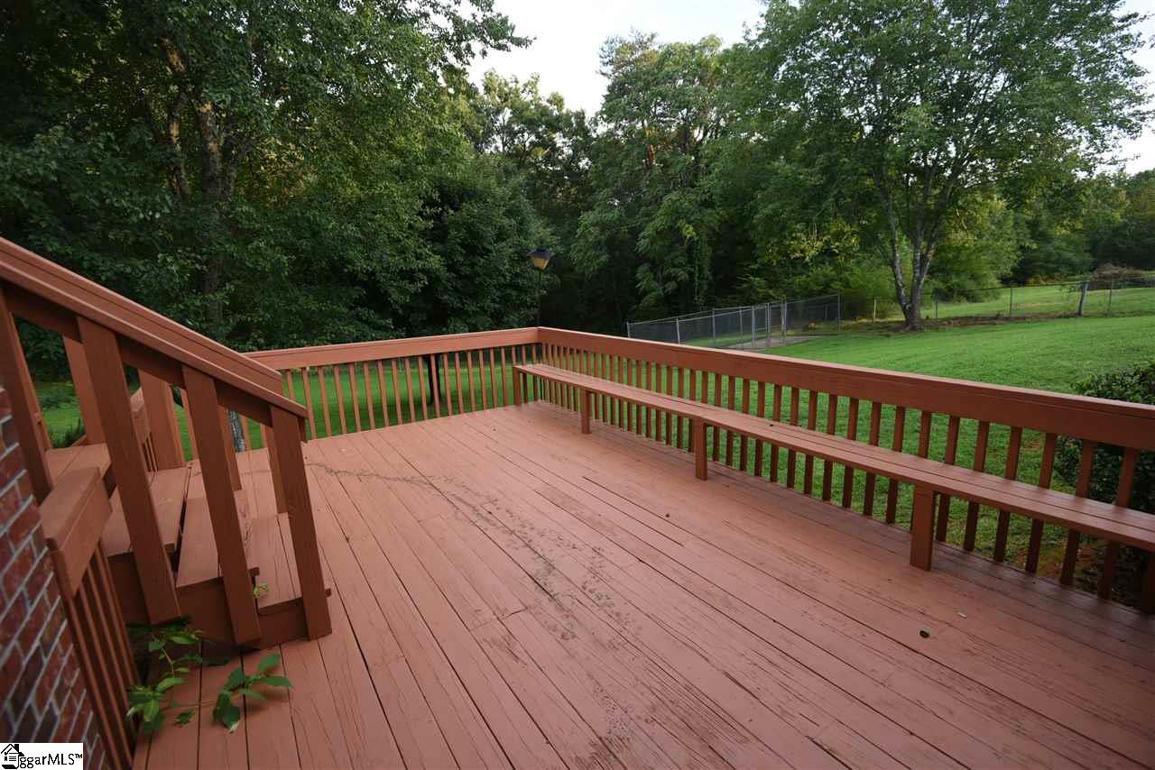 233 Motor Boat Club Road Greenville, SC 29611 - Photo 29 of 31 Gallery Image 29