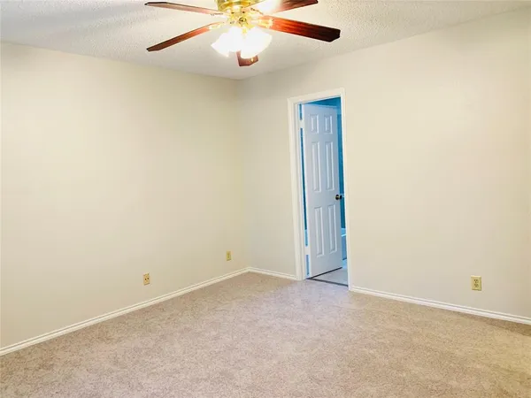 $2,100 | 5200 Martel Avenue, Unit 38A, Dallas, TX 75206