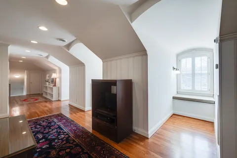 $2,850,000 | 6111 Hickory Valley Road, Nashville, TN 37205