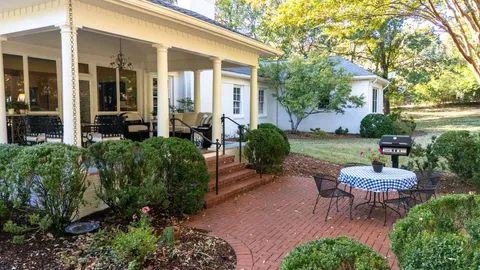 $2,850,000 | 6111 Hickory Valley Road, Nashville, TN 37205