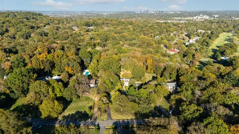 $2,850,000 | 6111 Hickory Valley Road, Nashville, TN 37205