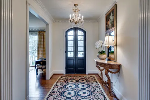 $2,850,000 | 6111 Hickory Valley Road, Nashville, TN 37205