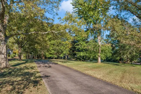 $2,850,000 | 6111 Hickory Valley Road, Nashville, TN 37205