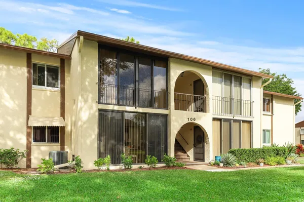 $250,000 | 106 Lake Pine Circle, Unit C1, Greenacres, FL 33463