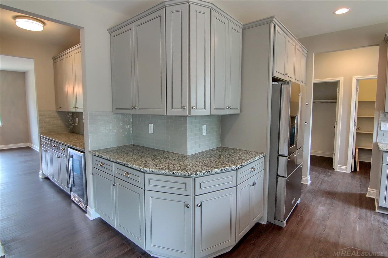 2597 Devondale Road, Unit LOT 38 DEVONDALE LOT B Rochester Hills, MI 48309 - Photo 7 of 32