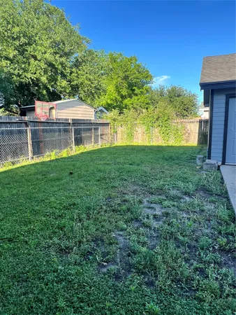 $1,995 | 5604 Chapman Street, Houston, TX 77009
