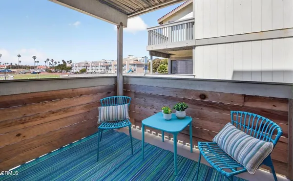 $599,000 | 2955 Harbor Boulevard, Oxnard, CA 93035