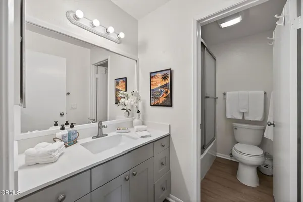 $599,000 | 2955 Harbor Boulevard, Oxnard, CA 93035