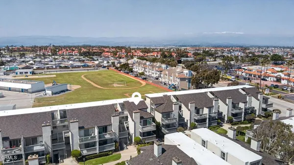 $599,000 | 2955 Harbor Boulevard, Oxnard, CA 93035