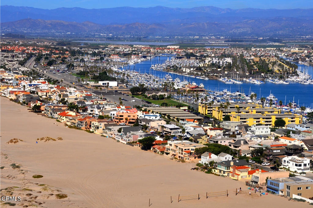 2955 Harbor Boulevard Oxnard, CA 93035 - Photo 34 of 41 an aerial view of a city