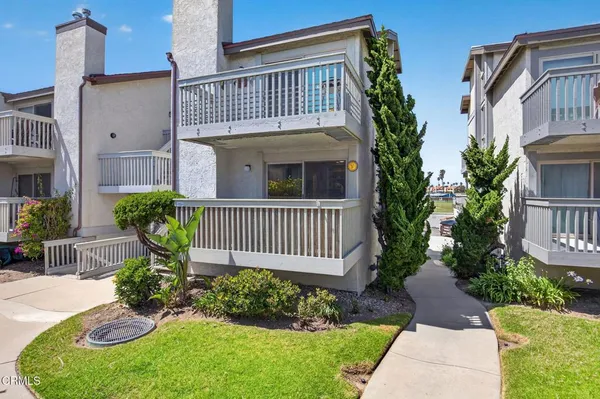 $599,000 | 2955 Harbor Boulevard, Oxnard, CA 93035