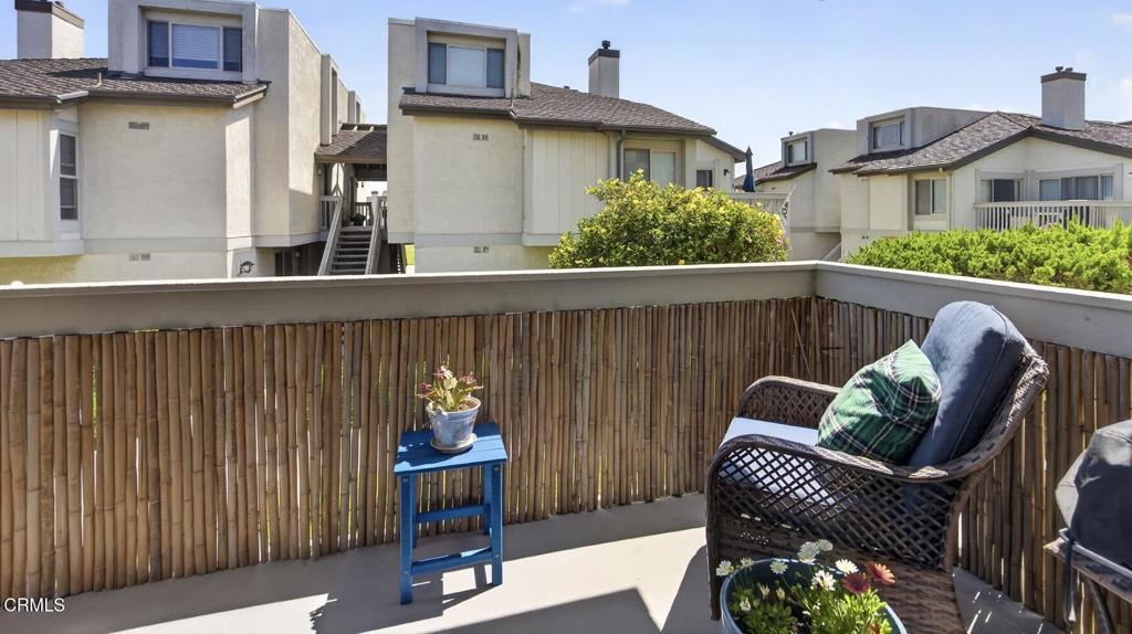 2955 Harbor Boulevard Oxnard, CA 93035 - Photo 10 of 41 a view of outdoor space yard and deck