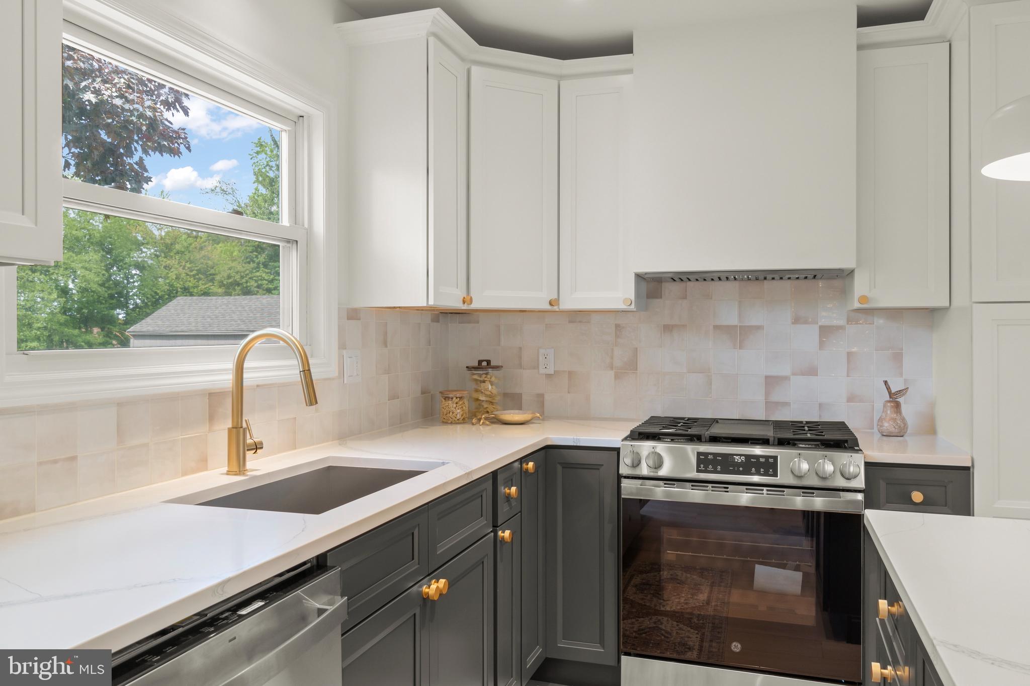 1306 Tanner Avenue Burlington, NJ 08016 - Photo 17 of 39