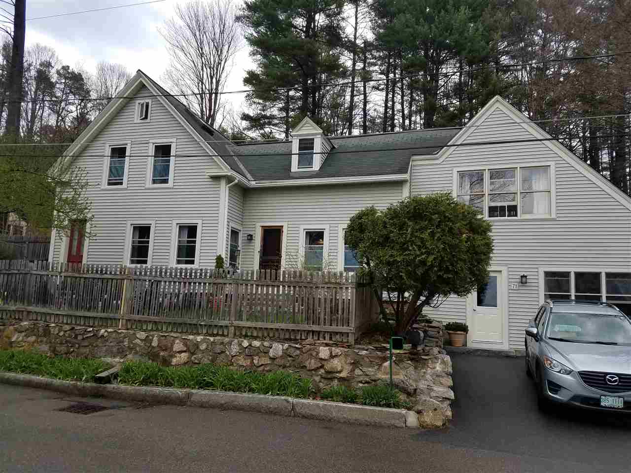 71 Terrace Street Keene, NH 03431 - Photo 1 of 34 Gallery Image 1