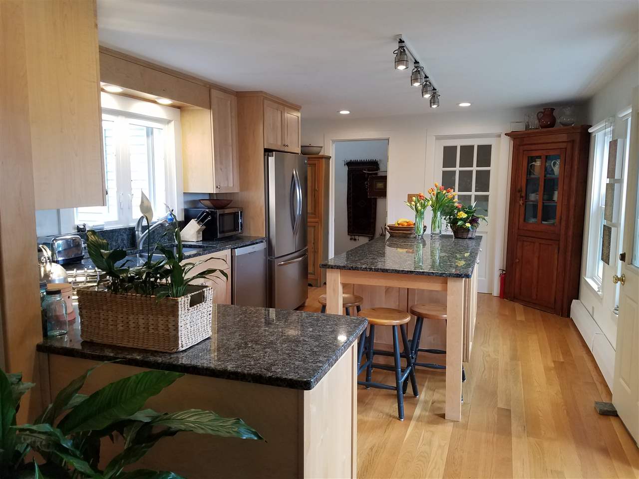 71 Terrace Street Keene, NH 03431 - Photo 9 of 34 Gallery Image 9
